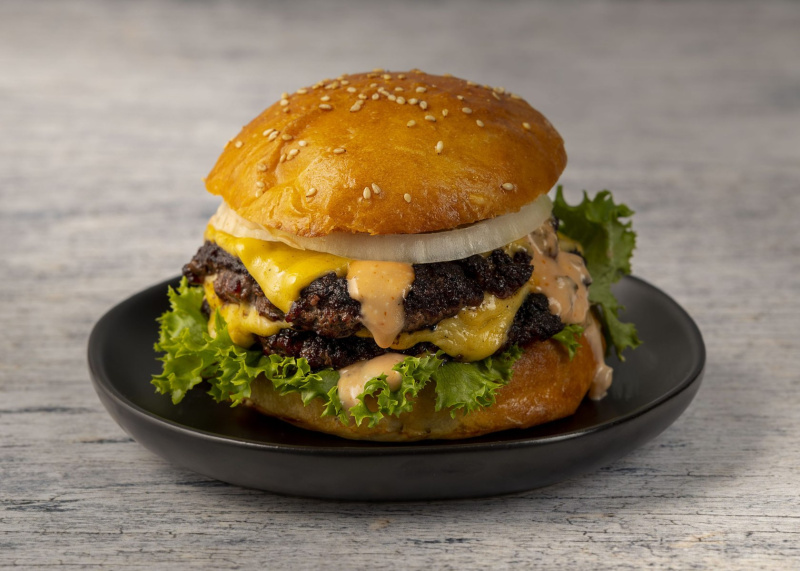 cheeseburger-3-scaled