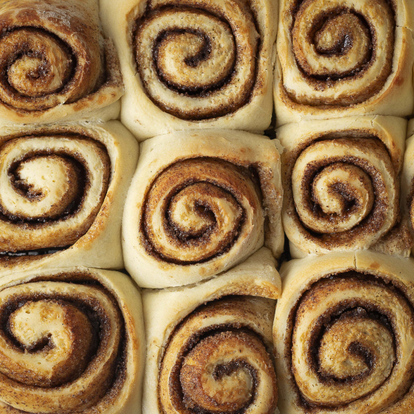 cinnamon-rolls-2-scaled